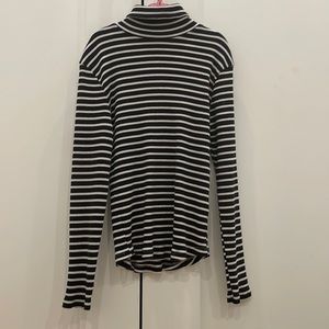 Kids Long sleeve black and white striped ZARA turtle neck
